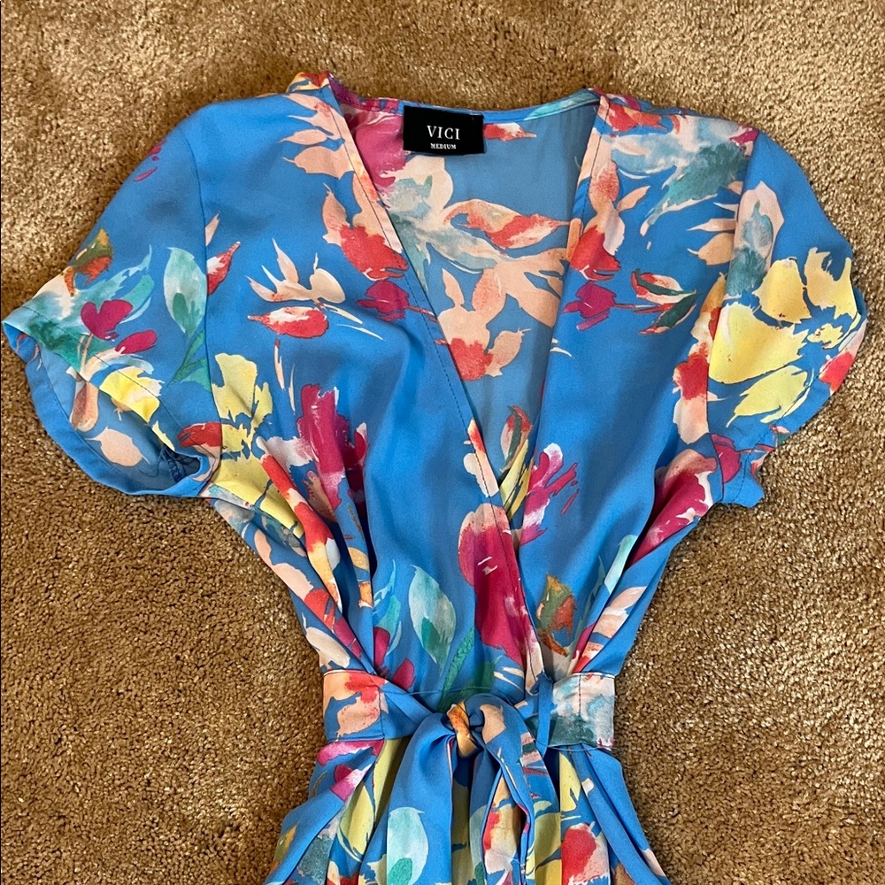 Vici Colorful Floral Dress Medium